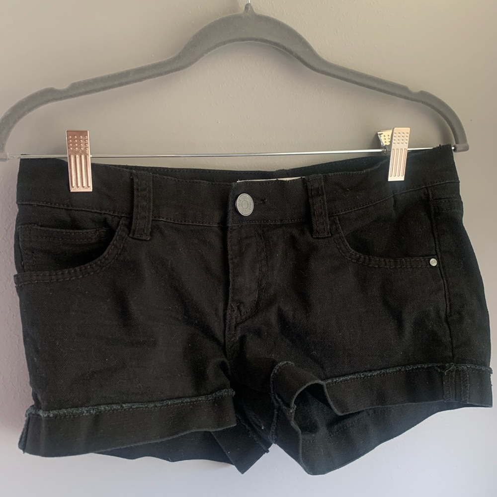 Super Cute Black Denim Shorts 🖤